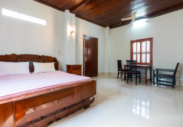 1 Bedroom Apartment For Rent - Sala Kamruek, Siem Reap thumbnail