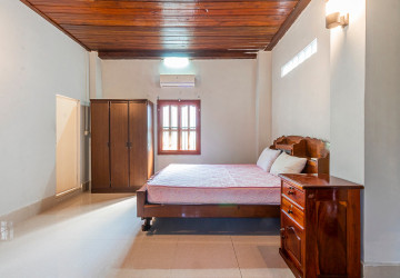 1 Bedroom Apartment For Rent - Sala Kamruek, Siem Reap thumbnail