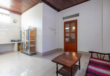 1 Bedroom Apartment For Rent - Sala Kamruek, Siem Reap thumbnail