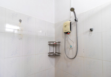 1 Bedroom Apartment For Rent - Sala Kamruek, Siem Reap thumbnail