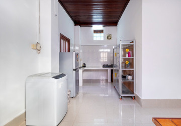 1 Bedroom Apartment For Rent - Sala Kamruek, Siem Reap thumbnail