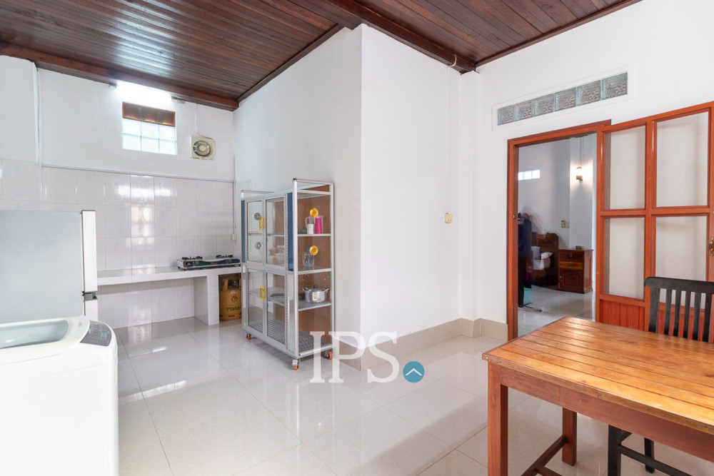 1 Bedroom Apartment For Rent - Sala Kamruek, Siem Reap - Image 6