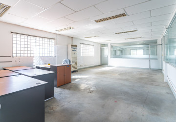 300 Sqm Office Space For Rent - Boeung Kak 2, Phnom Penh thumbnail