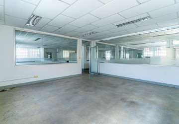 300 Sqm Office Space For Rent - Boeung Kak 2, Phnom Penh thumbnail