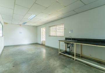 300 Sqm Office Space For Rent - Boeung Kak 2, Phnom Penh thumbnail