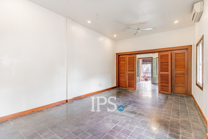 Renovated 1 Bedroom Apartment For Rent - BKK1, Phnom Penh