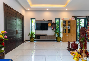 3 Bedroom Villa For Rent - Borey Tourism, Kandaek, Prasat Bakong, Siem Reap thumbnail