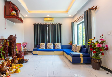 3 Bedroom Villa For Rent - Borey Tourism, Kandaek, Prasat Bakong, Siem Reap thumbnail