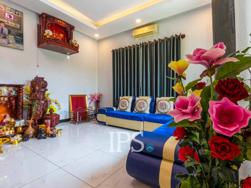 3 Bedroom Villa For Rent - Borey Tourism, Kandaek, Prasat Bakong, Siem Reap