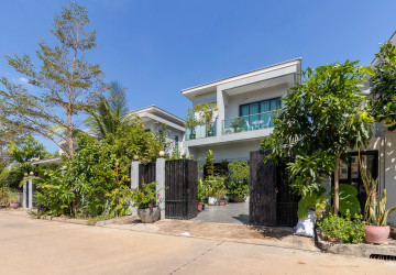 3 Bedroom Villa For Rent - Borey Tourism, Kandaek, Prasat Bakong, Siem Reap thumbnail