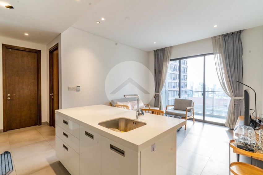 13th Floor 1 Bedroom Condo For Sale - Embassy Central, BKK1, Phnom Penh