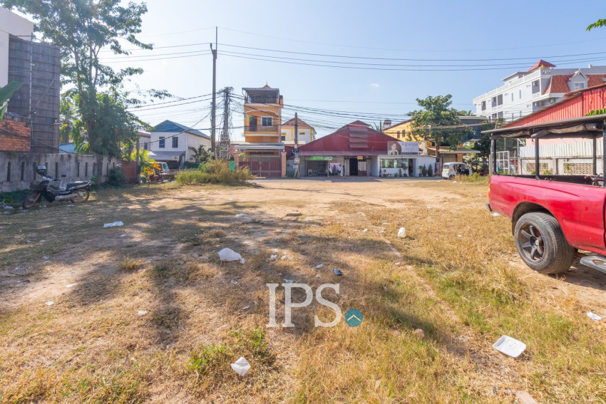 711 Sqm Commercial Land For Sale - Svay Dangkum, Siem Reap