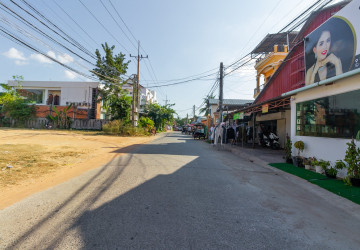 711 Sqm Commercial Land For Sale - Svay Dangkum, Siem Reap thumbnail