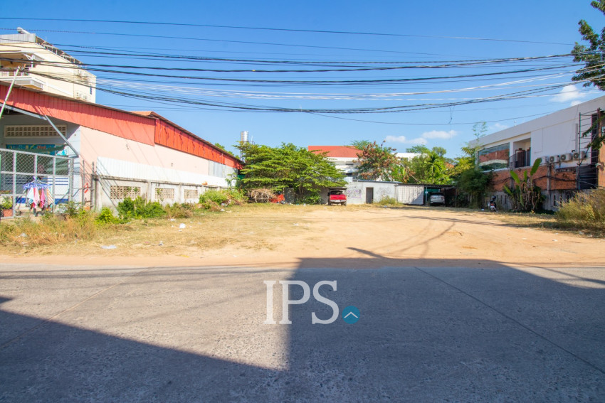 711 Sqm Commercial Land For Sale - Svay Dangkum, Siem Reap