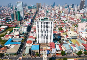 8th Floor 2 Bedroom Condo For Sale - L Residence, BKK3, Phnom Penh thumbnail