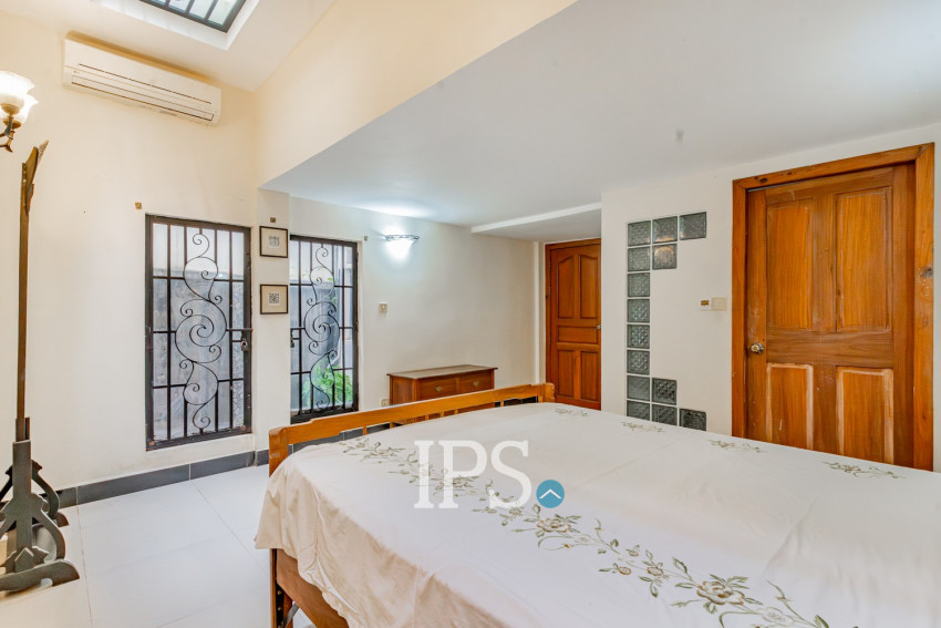 Renovated 2 Bedroom Apartment For Rent - Chey Chumneah, Phnom Penh