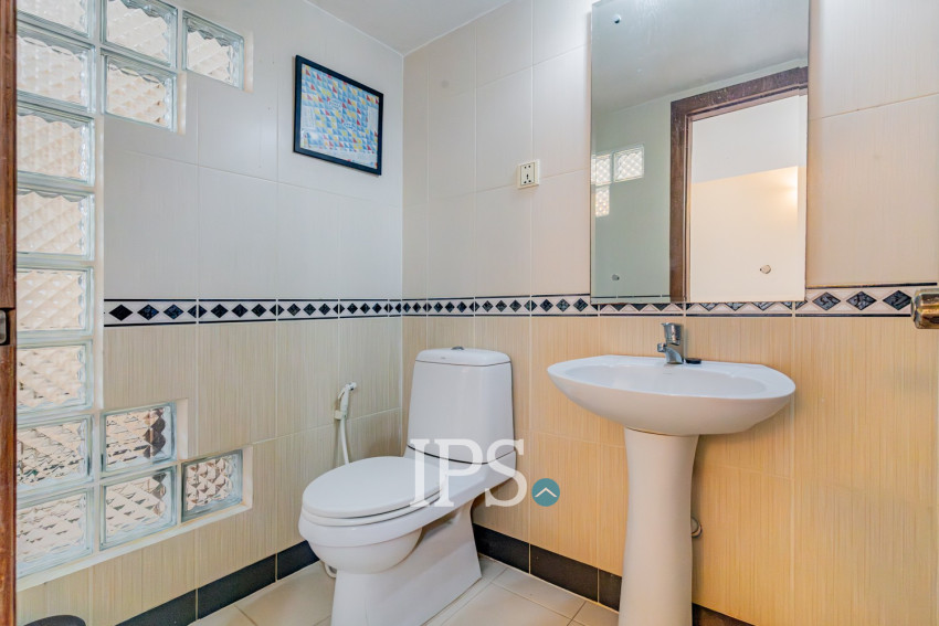 Renovated 2 Bedroom Apartment For Rent - Chey Chumneah, Phnom Penh