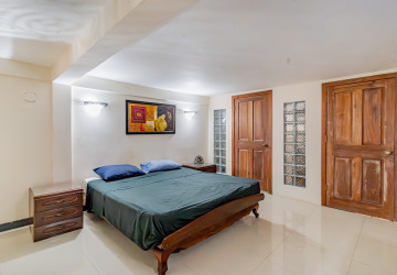 Renovated 2 Bedroom Apartment For Rent - Chey Chumneah, Phnom Penh thumbnail