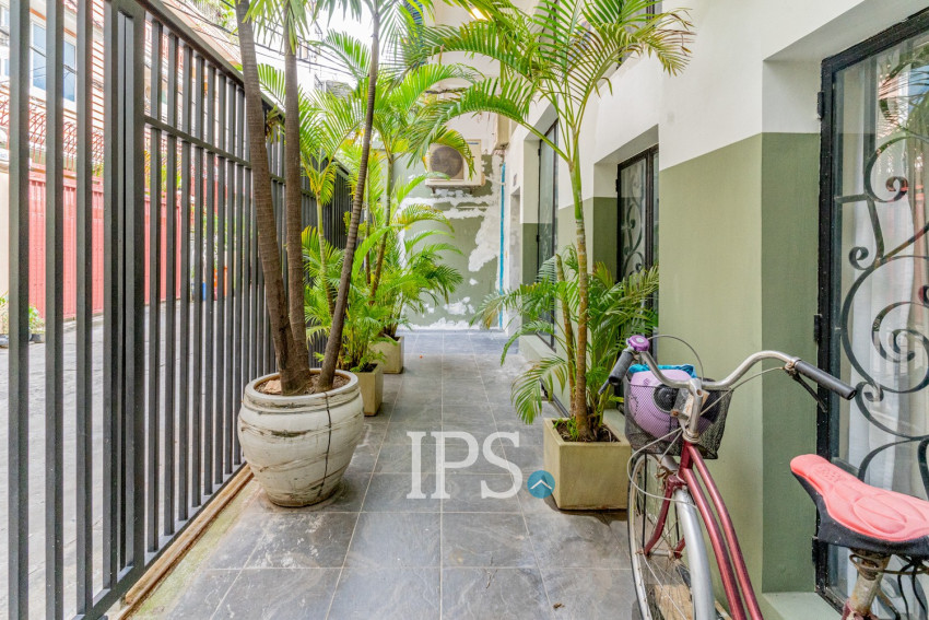 Renovated 2 Bedroom Apartment For Rent - Chey Chumneah, Phnom Penh