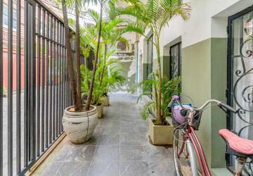 Renovated 2 Bedroom Apartment For Rent - Chey Chumneah, Phnom Penh thumbnail