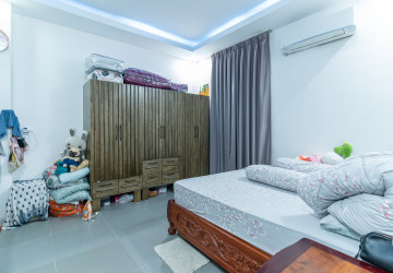 33 Unit Apartment Building For Sale - Boeung Kak 2, Phnom Penh thumbnail