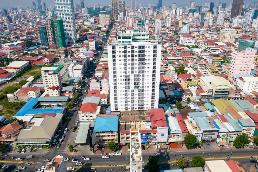 10th Floor 1 Bedroom Condo For Sale - Residence L, BKK3, Phnom Penh