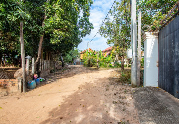 628 Sqm Residential Land For Sale - Svay Dangkum, Siem Reap thumbnail