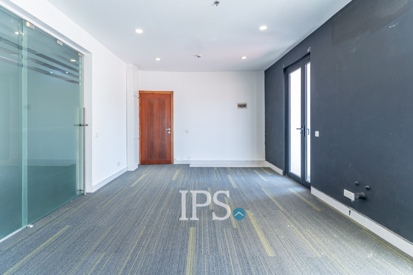 213 Sqm Office For Rent - Beoung Raing, Phnom Penh