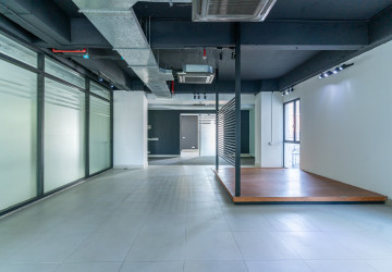 213 Sqm Office For Rent - Beoung Raing, Phnom Penh thumbnail