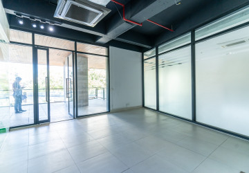 213 Sqm Office For Rent - Beoung Raing, Phnom Penh thumbnail