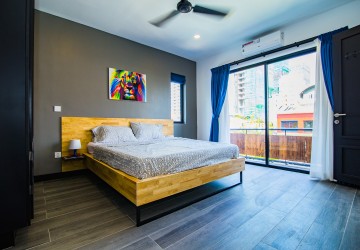 Renovated Duplex 3 Bedroom Apartment For Sale - BKK1, Phnom Penh thumbnail