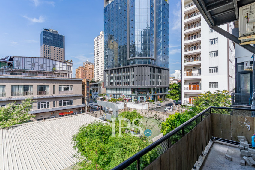 Renovated Duplex 3 Bedroom Apartment For Sale - BKK1, Phnom Penh