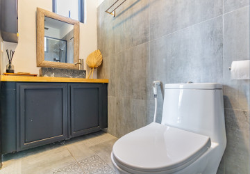 Renovated Duplex 3 Bedroom Apartment For Sale - BKK1, Phnom Penh thumbnail