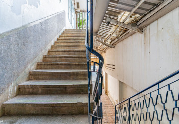 Renovated Duplex 3 Bedroom Apartment For Sale - BKK1, Phnom Penh thumbnail