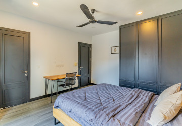 Renovated Duplex 3 Bedroom Apartment For Sale - BKK1, Phnom Penh thumbnail