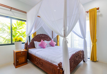 8 Bedroom Boutique Hotel For Rent - Sala Kamreuk, Siem Reap thumbnail