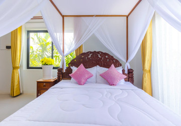 8 Bedroom Boutique Hotel For Rent - Sala Kamreuk, Siem Reap thumbnail