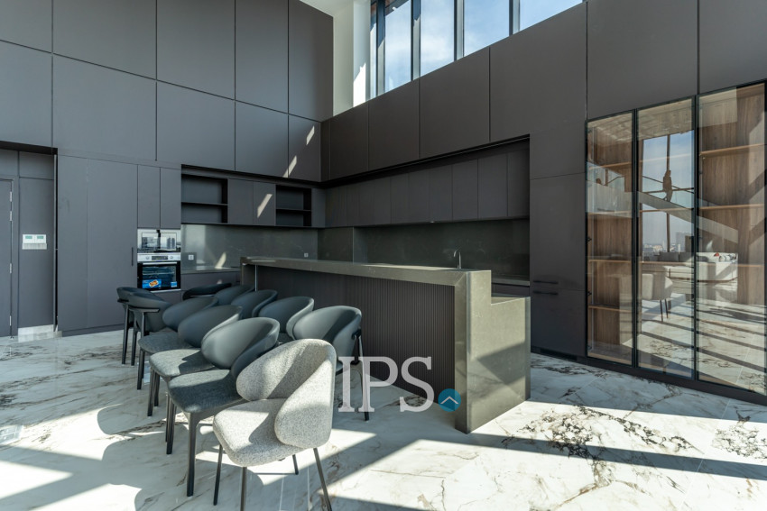 5 Bedroom Serviced Penthouse For Rent - BKK1, Phnom Penh