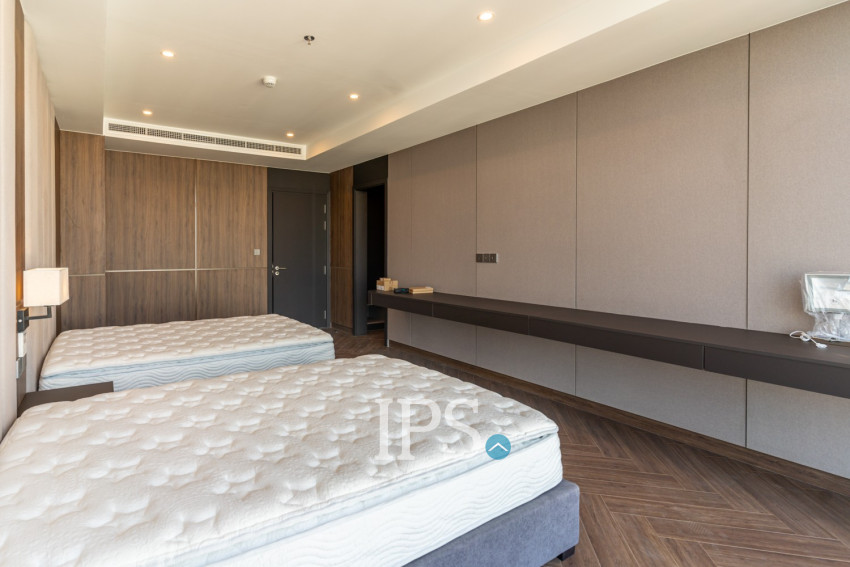 5 Bedroom Serviced Penthouse For Rent - BKK1, Phnom Penh