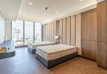 5 Bedroom Serviced Penthouse For Rent - BKK1, Phnom Penh thumbnail