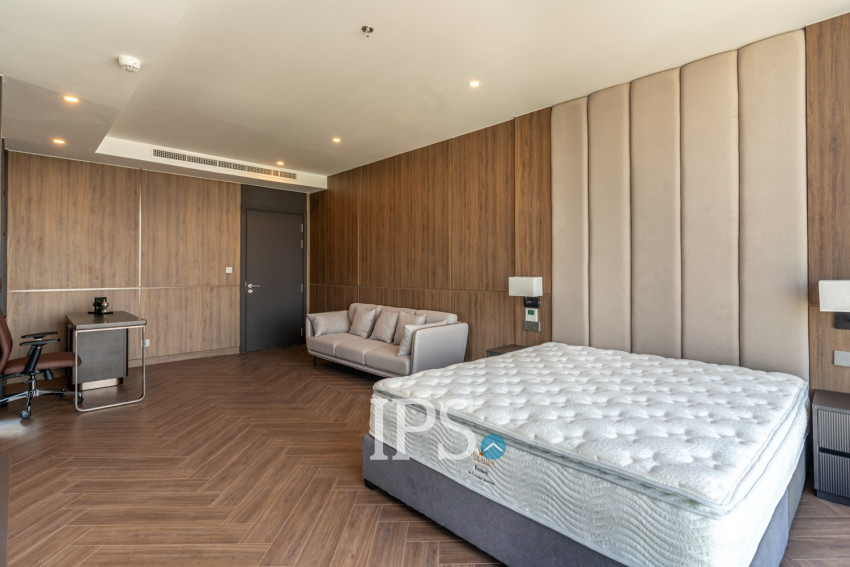5 Bedroom Serviced Penthouse For Rent - BKK1, Phnom Penh
