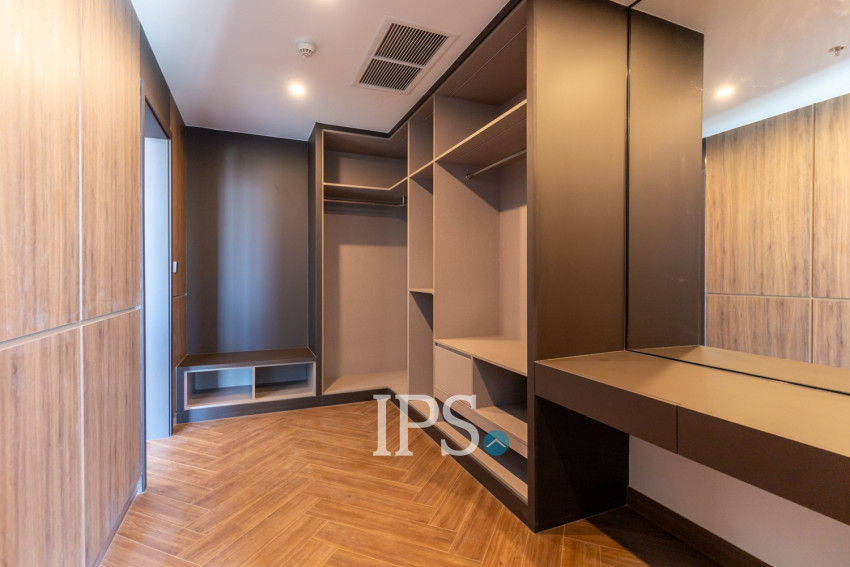 5 Bedroom Serviced Penthouse For Rent - BKK1, Phnom Penh