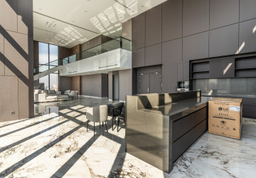 5 Bedroom Serviced Penthouse For Rent - BKK1, Phnom Penh thumbnail