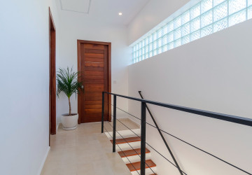 3 Bedroom Villa For Rent - Svay Dangkum, Siem Reap thumbnail