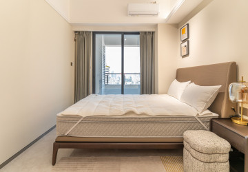 28.35 Sqm Studio Condo For Sale - Le Conde, BKK1, Phnom Penh thumbnail
