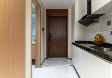 28.35 Sqm Studio Condo For Sale - Le Conde, BKK1, Phnom Penh thumbnail