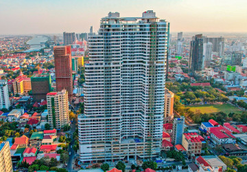 28.35 Sqm Studio Condo For Sale - Le Conde, BKK1, Phnom Penh thumbnail