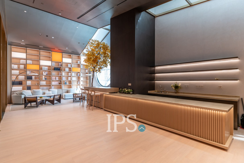 3 Bedroom Condo For Sale - Le Conde, BKK1, Phnom Penh