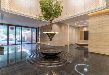 3 Bedroom Condo For Sale - Le Conde, BKK1, Phnom Penh thumbnail