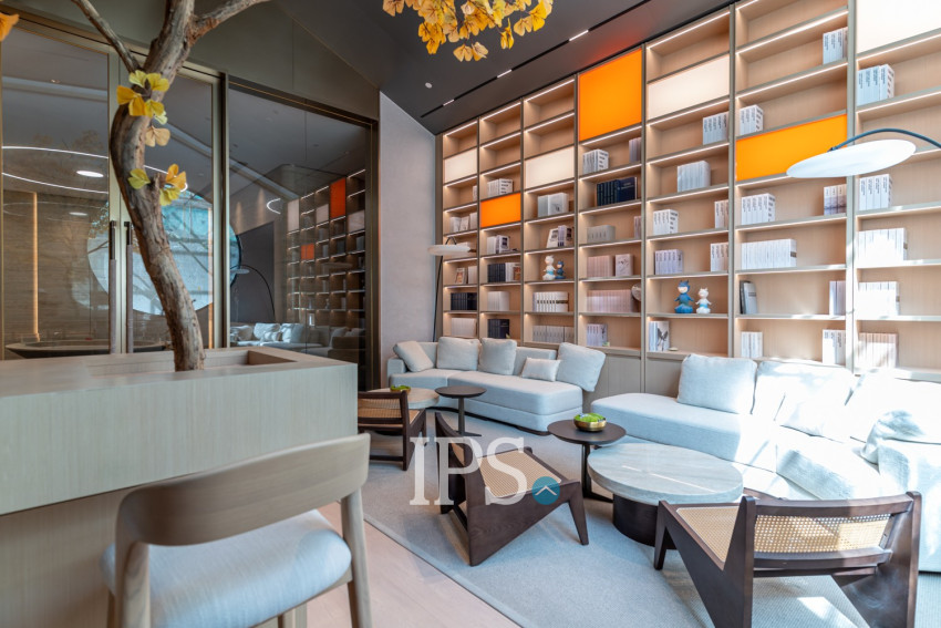 3 Bedroom Condo For Sale - Le Conde, BKK1, Phnom Penh
